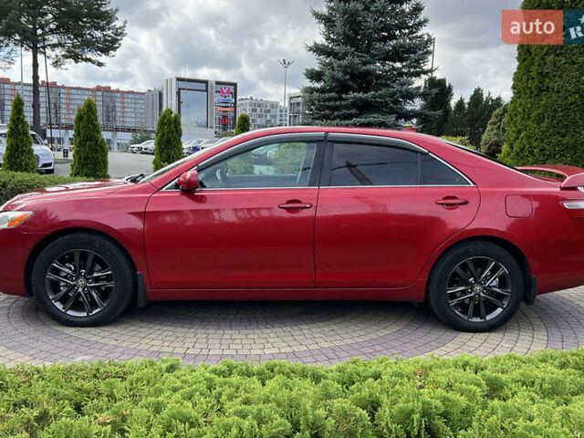 Красный Тойота Камри, объемом двигателя 2.36 л и пробегом 211 тыс. км за 8850 $, фото 3 на Automoto.ua