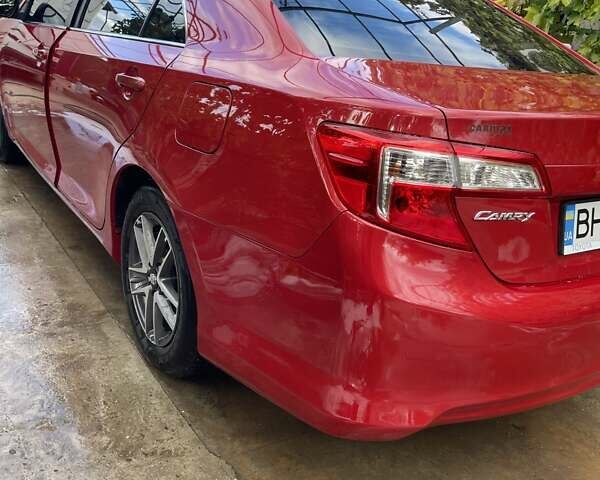 Красный Тойота Камри, объемом двигателя 2.5 л и пробегом 198 тыс. км за 10000 $, фото 7 на Automoto.ua