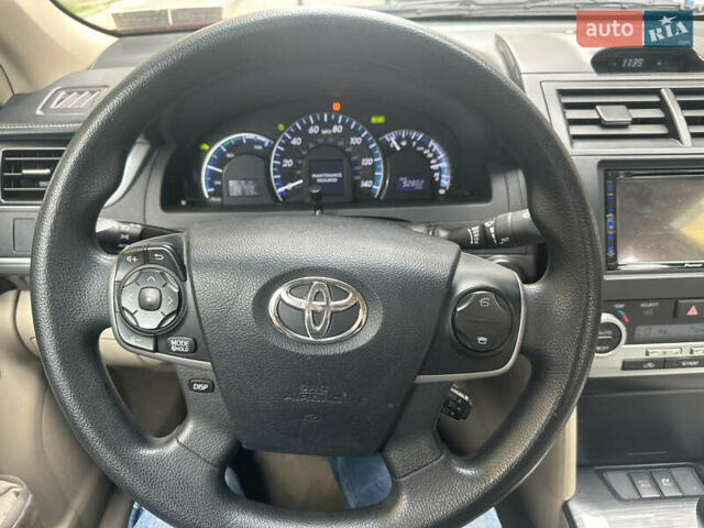 Красный Тойота Камри, объемом двигателя 2.49 л и пробегом 153 тыс. км за 12750 $, фото 38 на Automoto.ua