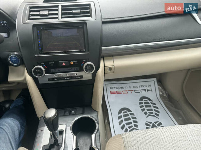 Красный Тойота Камри, объемом двигателя 2.49 л и пробегом 153 тыс. км за 12750 $, фото 35 на Automoto.ua