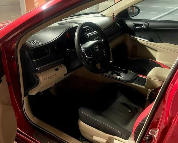 Червоний Тойота Камрі, об'ємом двигуна 2.49 л та пробігом 283 тис. км за 8600 $, фото 6 на Automoto.ua