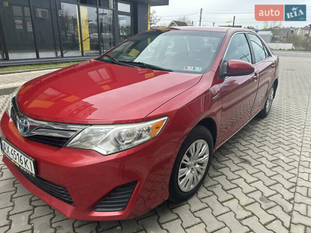 Красный Тойота Камри, объемом двигателя 2.49 л и пробегом 153 тыс. км за 12750 $, фото 12 на Automoto.ua