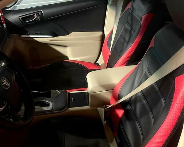 Червоний Тойота Камрі, об'ємом двигуна 2.49 л та пробігом 283 тис. км за 8600 $, фото 11 на Automoto.ua