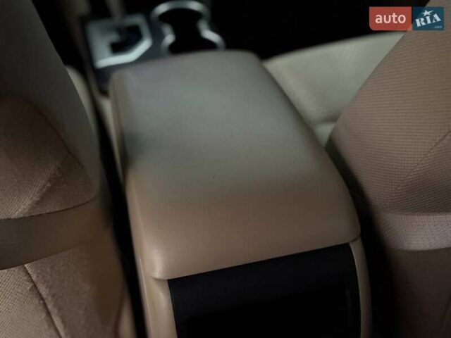 Тойота Камри 2013 в Кривом Роге на Automoto.ua Красный Тойота Камри, объемом двигателя 2.5 л и пробегом 177 тыс. км за 10700 $, фото 37 на Automoto.ua