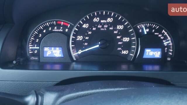 Красный Тойота Камри, объемом двигателя 2.49 л и пробегом 188 тыс. км за 11500 $, фото 7 на Automoto.ua