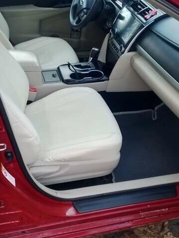 Красный Тойота Камри, объемом двигателя 2.49 л и пробегом 188 тыс. км за 11500 $, фото 5 на Automoto.ua