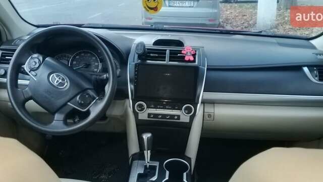 Красный Тойота Камри, объемом двигателя 2.49 л и пробегом 188 тыс. км за 11500 $, фото 6 на Automoto.ua