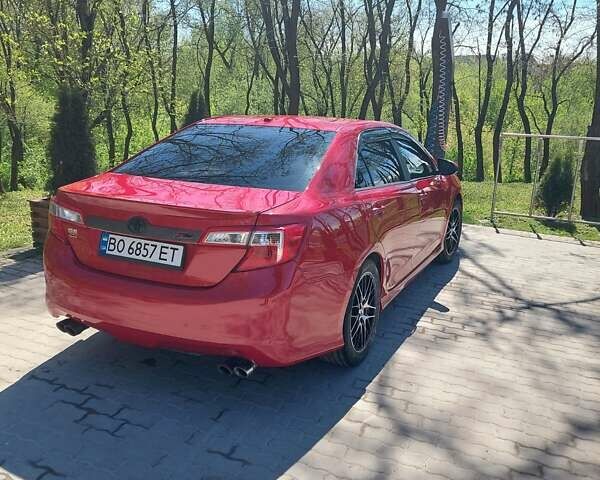 Красный Тойота Камри, объемом двигателя 2.5 л и пробегом 180 тыс. км за 12000 $, фото 13 на Automoto.ua
