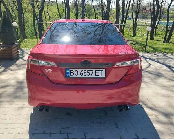 Красный Тойота Камри, объемом двигателя 2.5 л и пробегом 180 тыс. км за 12000 $, фото 15 на Automoto.ua