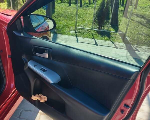Красный Тойота Камри, объемом двигателя 2.5 л и пробегом 180 тыс. км за 12000 $, фото 11 на Automoto.ua