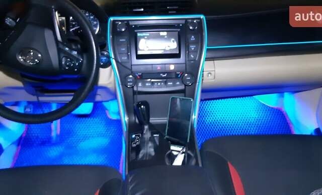 Червоний Тойота Камрі, об'ємом двигуна 2.5 л та пробігом 150 тис. км за 15000 $, фото 4 на Automoto.ua