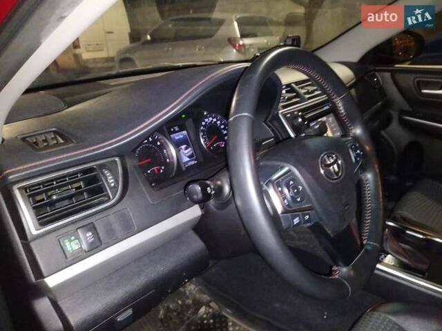 Красный Тойота Камри, объемом двигателя 2.49 л и пробегом 162 тыс. км за 11700 $, фото 9 на Automoto.ua