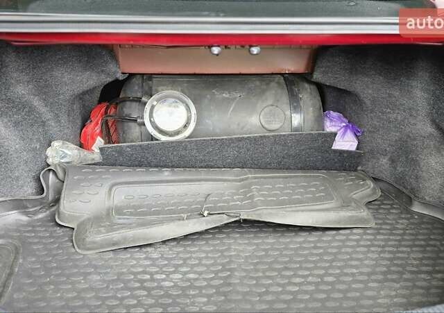 Красный Тойота Камри, объемом двигателя 2.5 л и пробегом 47 тыс. км за 15000 $, фото 15 на Automoto.ua