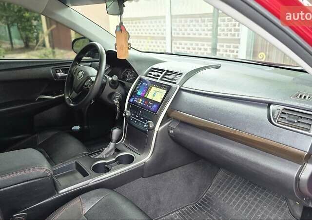 Красный Тойота Камри, объемом двигателя 2.5 л и пробегом 47 тыс. км за 15000 $, фото 13 на Automoto.ua