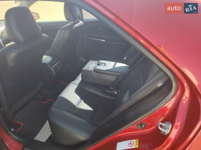 Красный Тойота Камри, объемом двигателя 2.49 л и пробегом 148 тыс. км за 17300 $, фото 11 на Automoto.ua