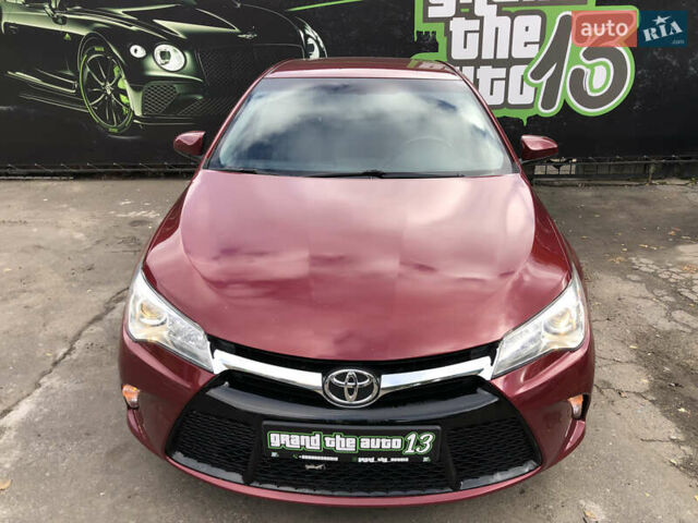 Красный Тойота Камри, объемом двигателя 2.49 л и пробегом 118 тыс. км за 12700 $, фото 3 на Automoto.ua