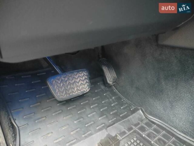 Красный Тойота Камри, объемом двигателя 2.49 л и пробегом 181 тыс. км за 14700 $, фото 30 на Automoto.ua