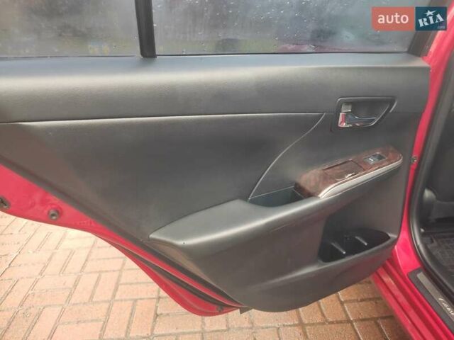 Красный Тойота Камри, объемом двигателя 2.49 л и пробегом 181 тыс. км за 14700 $, фото 34 на Automoto.ua