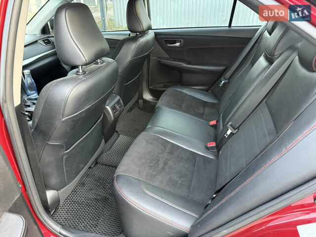 Красный Тойота Камри, объемом двигателя 2.49 л и пробегом 132 тыс. км за 15200 $, фото 17 на Automoto.ua