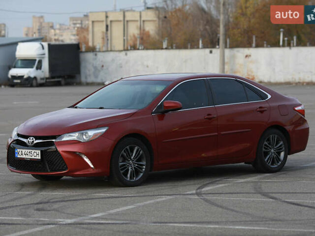 Красный Тойота Камри, объемом двигателя 2.49 л и пробегом 132 тыс. км за 15200 $, фото 1 на Automoto.ua