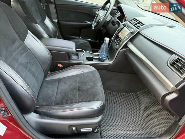 Красный Тойота Камри, объемом двигателя 2.49 л и пробегом 132 тыс. км за 15200 $, фото 14 на Automoto.ua