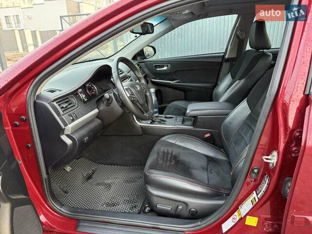 Красный Тойота Камри, объемом двигателя 2.49 л и пробегом 132 тыс. км за 15200 $, фото 12 на Automoto.ua