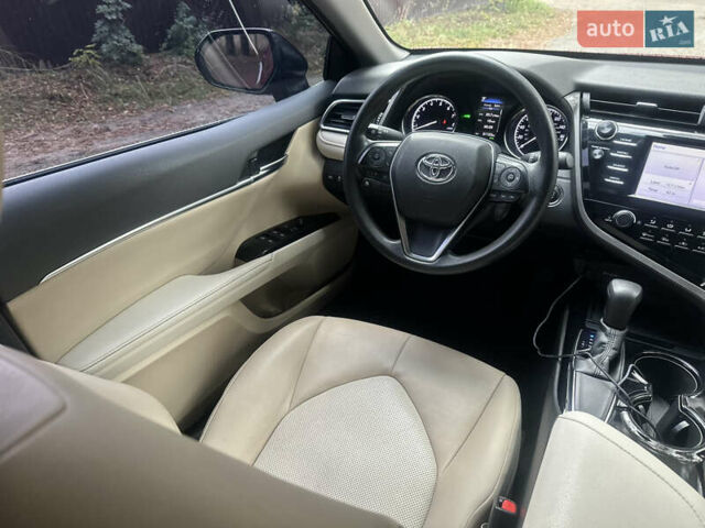 Тойота Камри 2017 в Киеве на Automoto.ua Красный Тойота Камри, объемом двигателя 2.49 л и пробегом 61 тыс. км за 17900 $, фото 20 на Automoto.ua