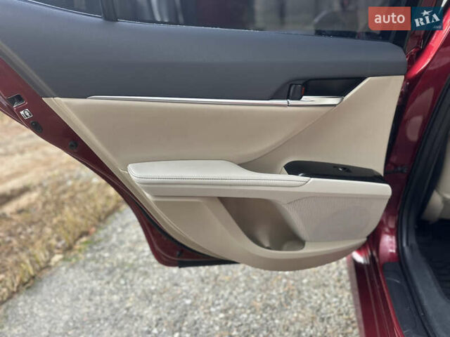 Тойота Камри 2017 в Киеве на Automoto.ua Красный Тойота Камри, объемом двигателя 2.49 л и пробегом 61 тыс. км за 17900 $, фото 8 на Automoto.ua