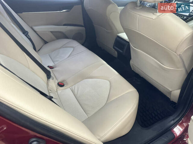 Тойота Камри 2017 в Киеве на Automoto.ua Красный Тойота Камри, объемом двигателя 2.49 л и пробегом 61 тыс. км за 17900 $, фото 13 на Automoto.ua