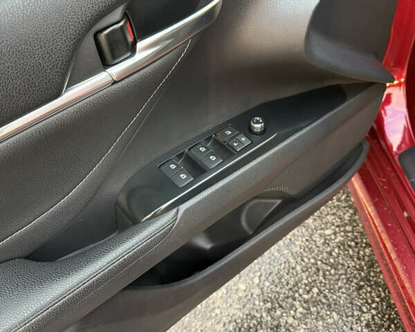 Красный Тойота Камри, объемом двигателя 2.49 л и пробегом 119 тыс. км за 23500 $, фото 8 на Automoto.ua