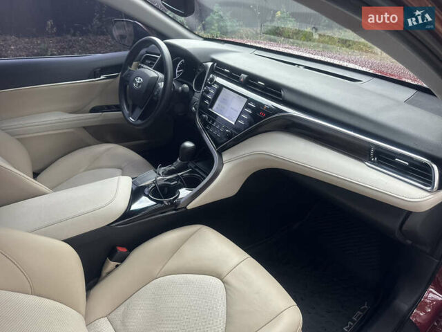 Тойота Камри 2017 в Киеве на Automoto.ua Красный Тойота Камри, объемом двигателя 2.49 л и пробегом 61 тыс. км за 17900 $, фото 17 на Automoto.ua