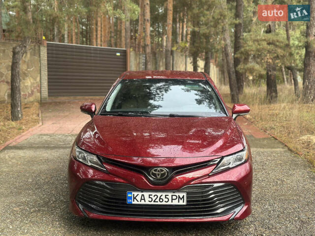 Тойота Камри 2017 в Киеве на Automoto.ua Красный Тойота Камри, объемом двигателя 2.49 л и пробегом 61 тыс. км за 17900 $, фото 2 на Automoto.ua