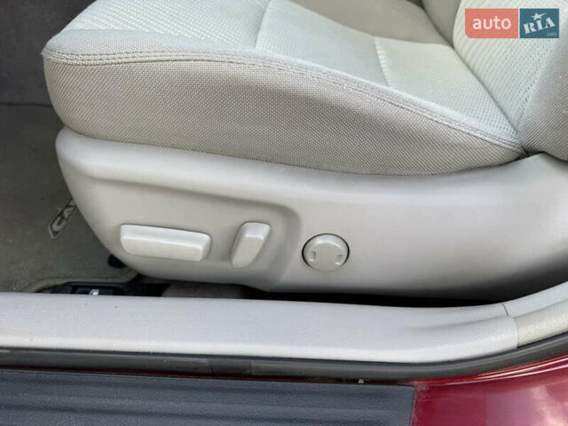 Красный Тойота Камри, объемом двигателя 2.49 л и пробегом 185 тыс. км за 11700 $, фото 29 на Automoto.ua