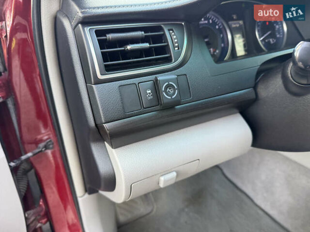 Красный Тойота Камри, объемом двигателя 2.49 л и пробегом 185 тыс. км за 11700 $, фото 32 на Automoto.ua