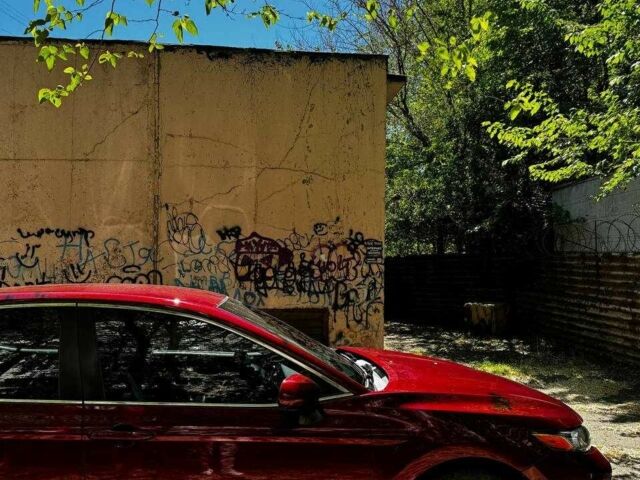 Красный Тойота Камри, объемом двигателя 2.5 л и пробегом 71 тыс. км за 20000 $, фото 4 на Automoto.ua