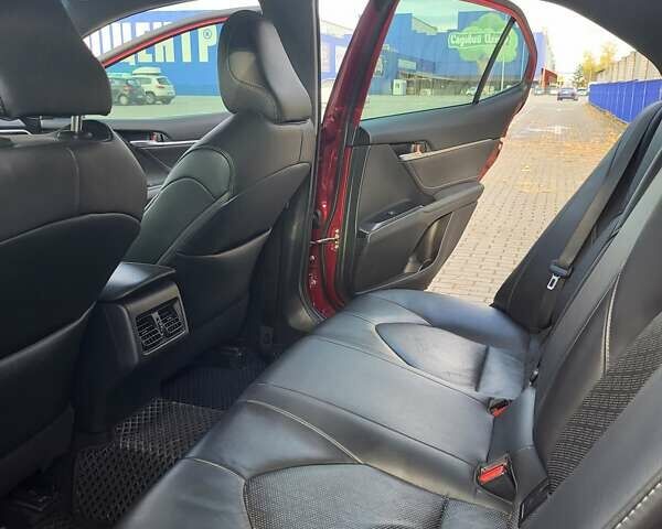 Тойота Камри 2018 в Тернополе на Automoto.ua Красный Тойота Камри, объемом двигателя 2.49 л и пробегом 143 тыс. км за 22300 $, фото 17 на Automoto.ua