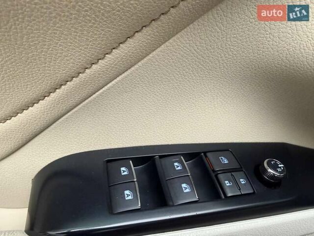 Красный Тойота Камри, объемом двигателя 2.49 л и пробегом 40 тыс. км за 22990 $, фото 16 на Automoto.ua