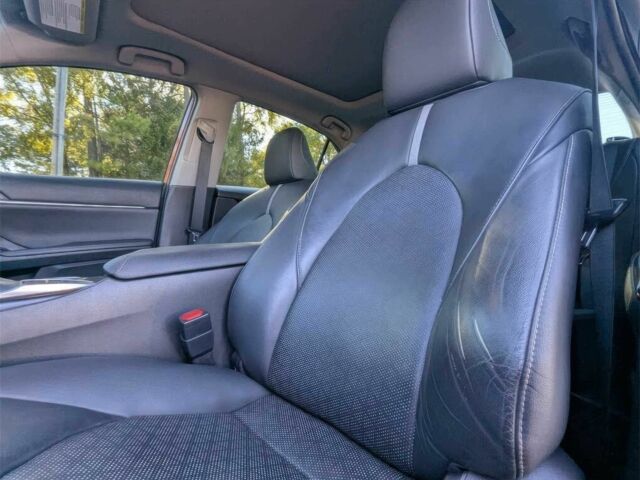 Красный Тойота Камри, объемом двигателя 3.5 л и пробегом 49 тыс. км за 3800 $, фото 11 на Automoto.ua