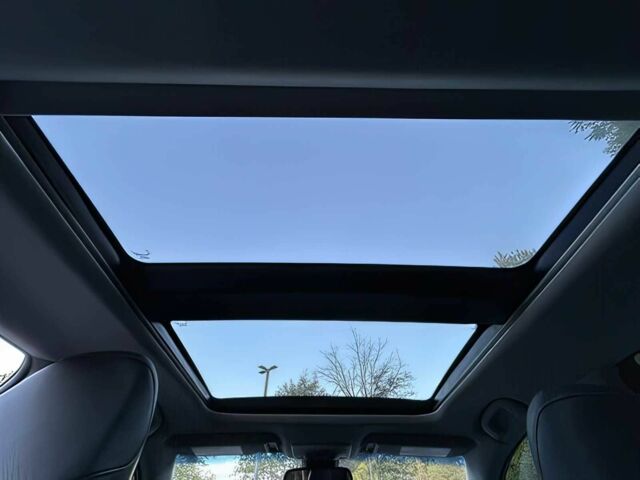 Красный Тойота Камри, объемом двигателя 2.5 л и пробегом 35 тыс. км за 14800 $, фото 13 на Automoto.ua