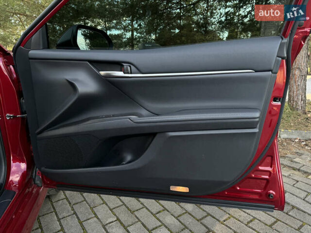 Красный Тойота Камри, объемом двигателя 2.5 л и пробегом 48 тыс. км за 28500 $, фото 112 на Automoto.ua