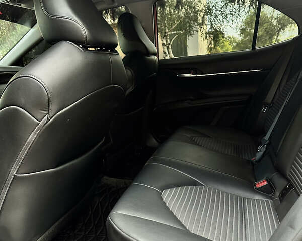 Червоний Тойота Камрі, об'ємом двигуна 2.5 л та пробігом 113 тис. км за 22100 $, фото 28 на Automoto.ua