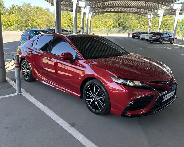 Червоний Тойота Камрі, об'ємом двигуна 2.5 л та пробігом 113 тис. км за 22100 $, фото 1 на Automoto.ua