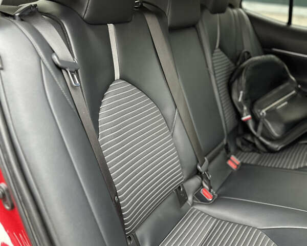 Червоний Тойота Камрі, об'ємом двигуна 2.5 л та пробігом 113 тис. км за 22100 $, фото 29 на Automoto.ua