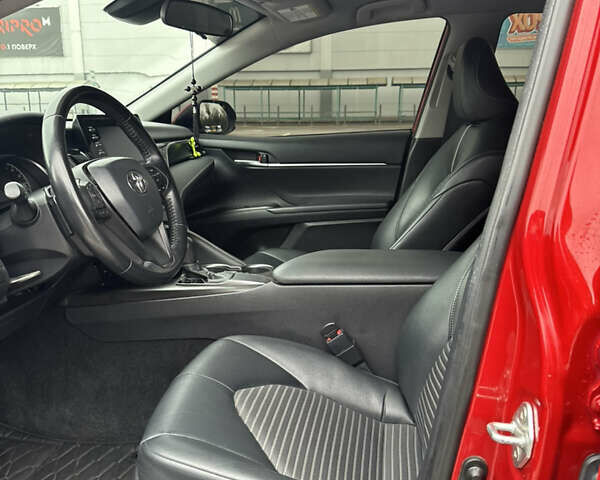 Червоний Тойота Камрі, об'ємом двигуна 2.5 л та пробігом 113 тис. км за 22100 $, фото 27 на Automoto.ua