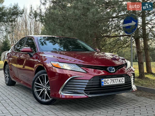 Красный Тойота Камри, объемом двигателя 2.5 л и пробегом 48 тыс. км за 28500 $, фото 1 на Automoto.ua