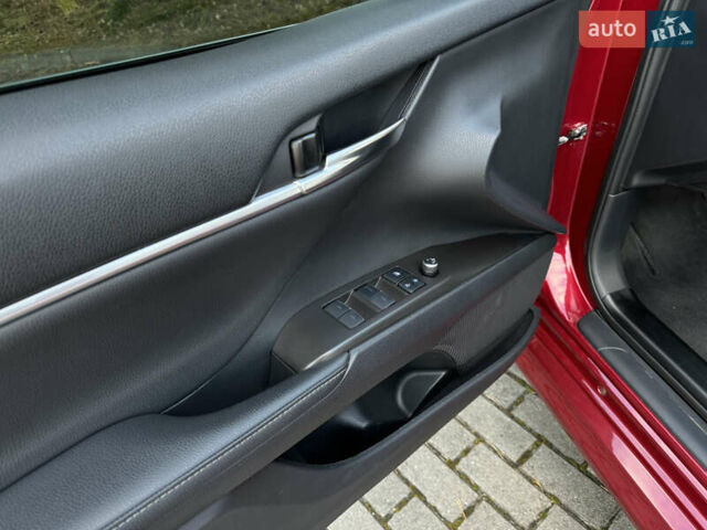 Красный Тойота Камри, объемом двигателя 2.5 л и пробегом 48 тыс. км за 28500 $, фото 84 на Automoto.ua