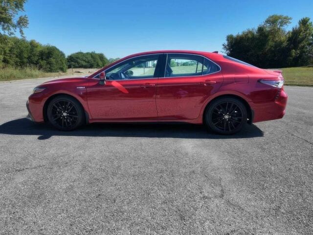 Тойота Камри 2021 в Киеве на Automoto.ua Красный Тойота Камри, объемом двигателя 2.5 л и пробегом 14 тыс. км за 18300 $, фото 3 на Automoto.ua