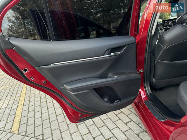 Красный Тойота Камри, объемом двигателя 2.5 л и пробегом 48 тыс. км за 28500 $, фото 103 на Automoto.ua