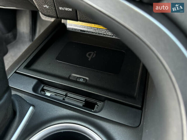 Красный Тойота Камри, объемом двигателя 2.5 л и пробегом 48 тыс. км за 28500 $, фото 126 на Automoto.ua