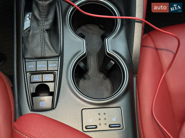 Красный Тойота Камри, объемом двигателя 2.5 л и пробегом 59 тыс. км за 28700 $, фото 29 на Automoto.ua